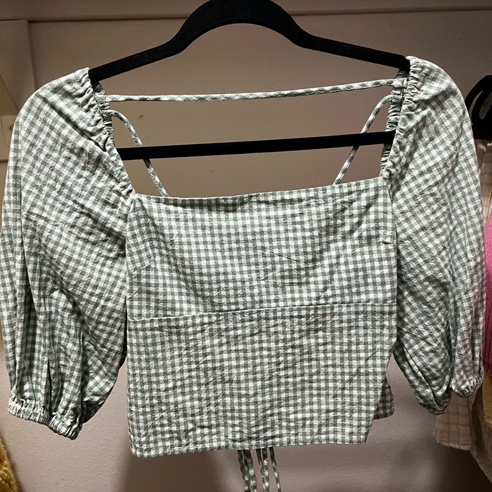 Green Gingham Puff Sleeve Top